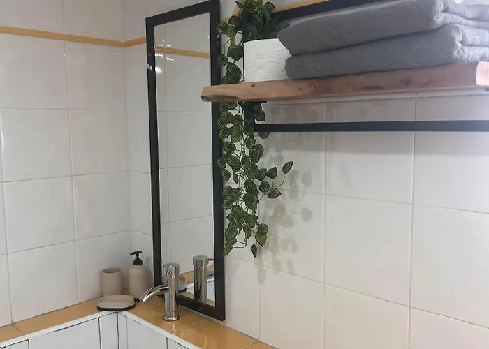 ロッジ Zevari With Amazing Views At Zevariclub! *